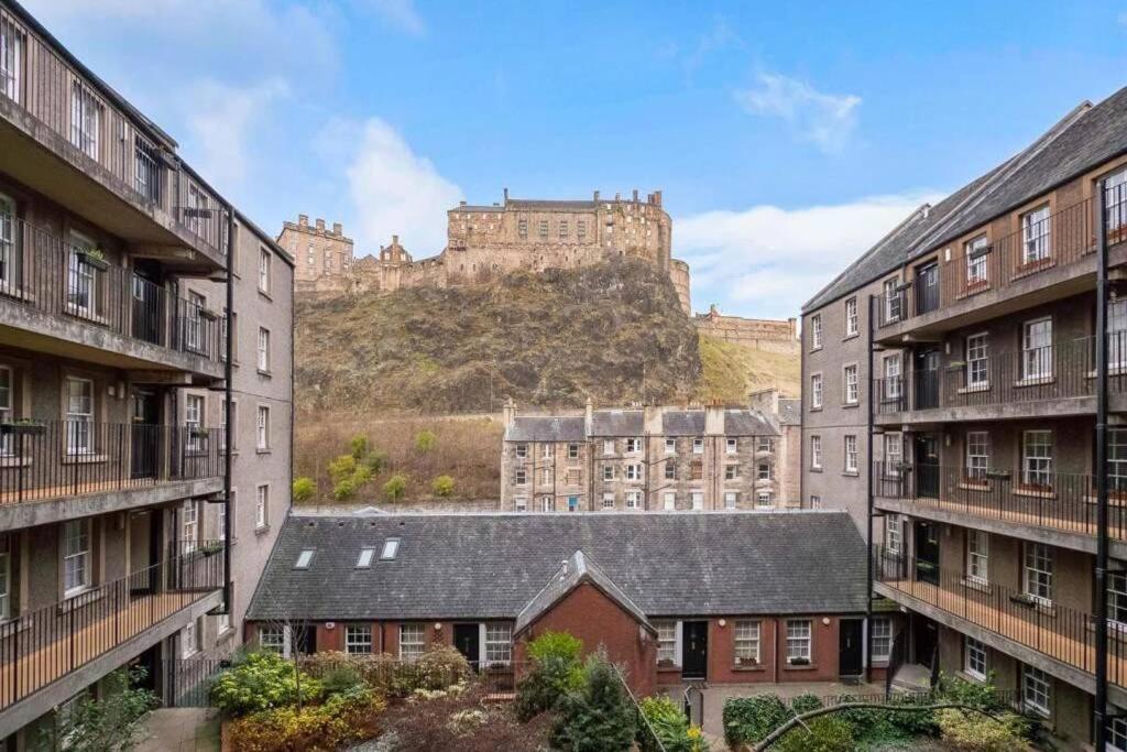 One Bedroom Websters Land Flat - Grassmarket Edimburgo Esterno foto