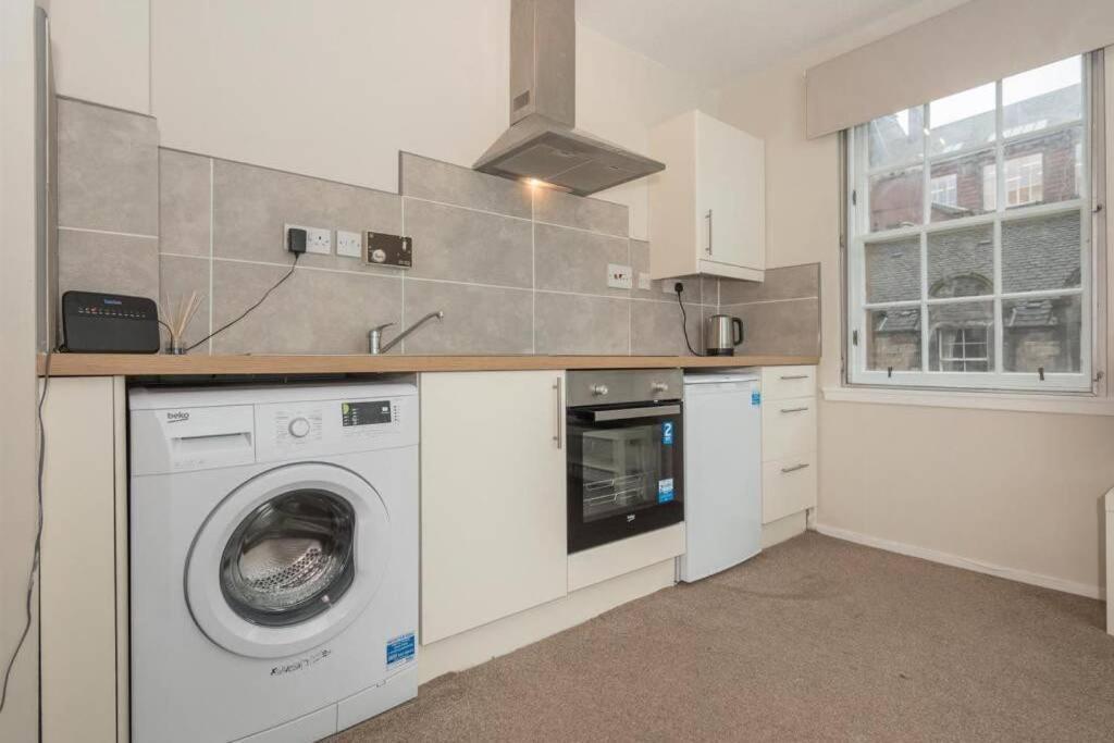 One Bedroom Websters Land Flat - Grassmarket Edimburgo Esterno foto