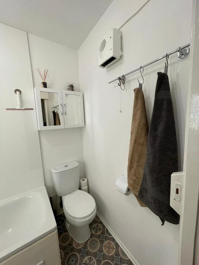 One Bedroom Websters Land Flat - Grassmarket Edimburgo Esterno foto